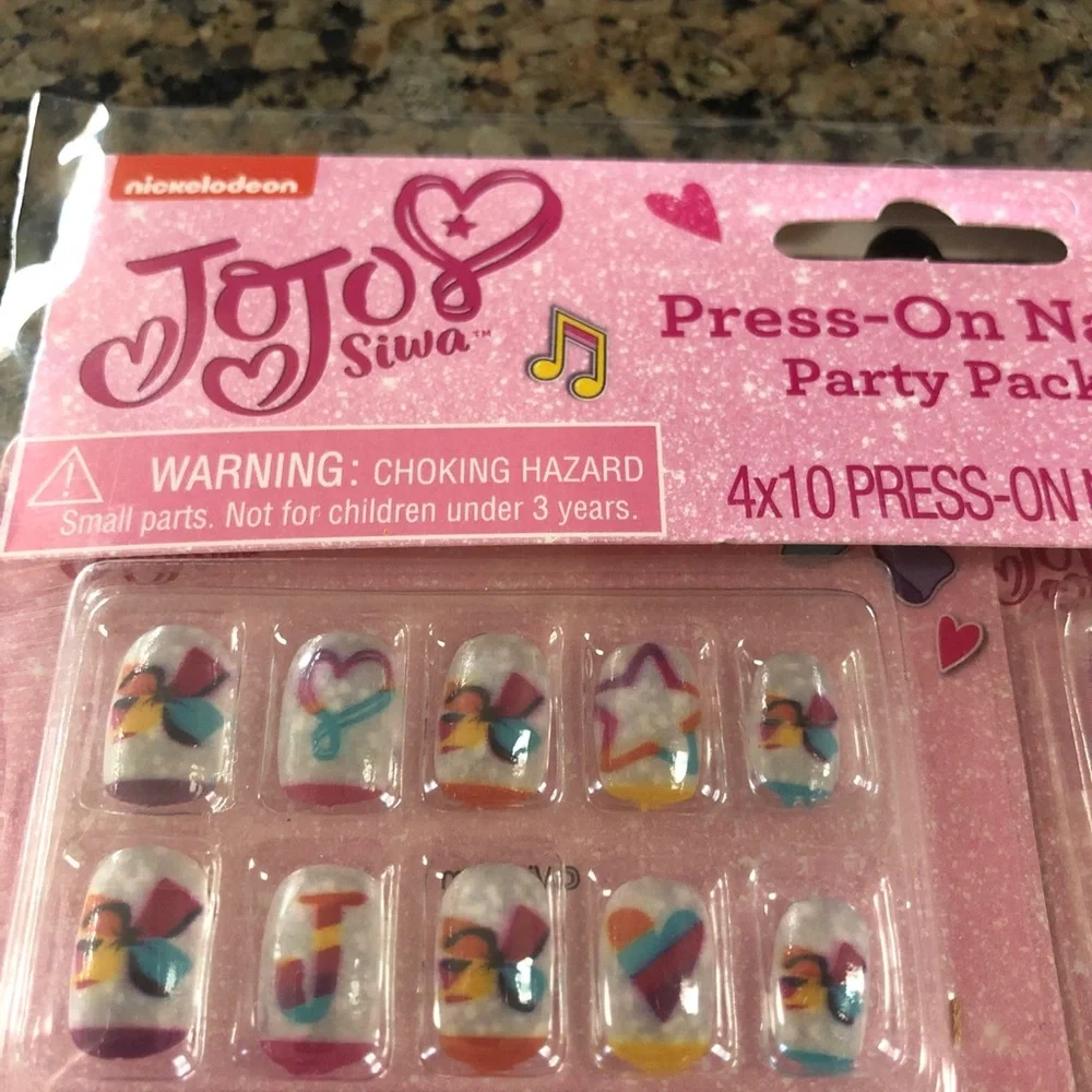 🌵 3/$15 Nickelodeon JoJo Siwa press-on nails party pack (see description)